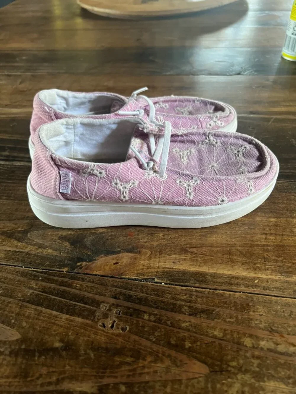 Hey Dude Wendy Youth Rise Eyelet Violet Great back to school shoes